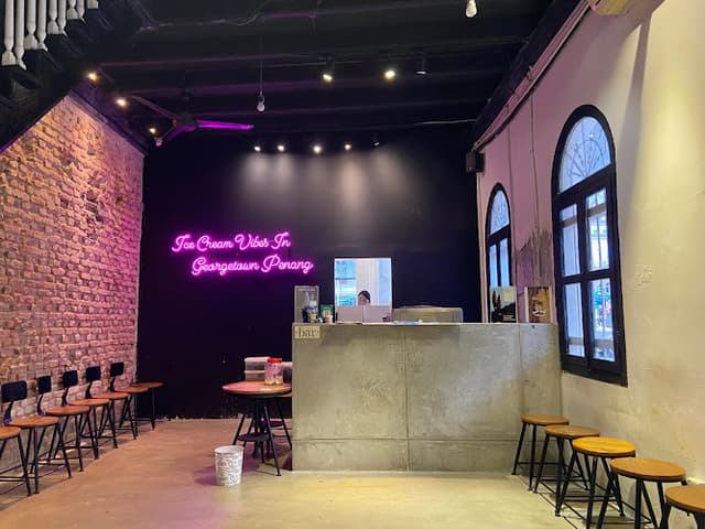 Urban Artisan Cafe