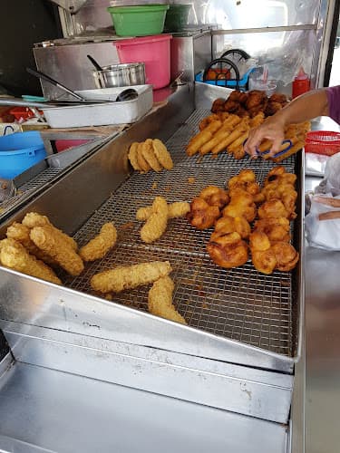 Uncle Lim Fried Kuih (Delicious)