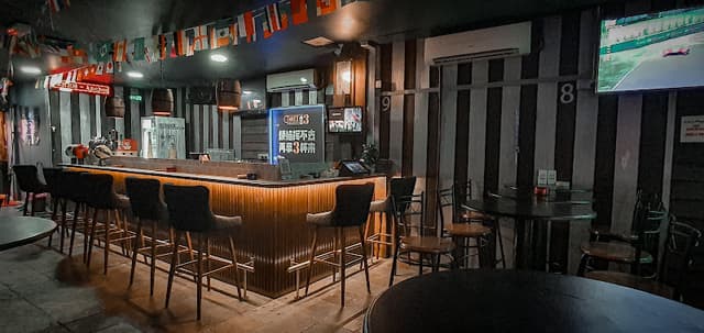 Three Cafe & Bistro