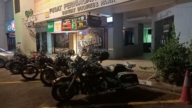 Rachh pub