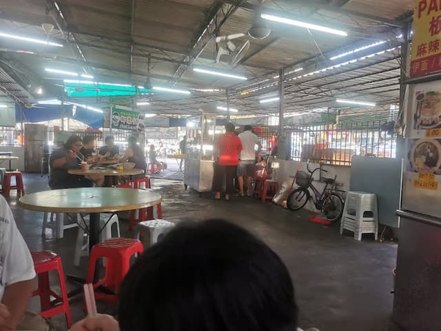 Sum Hup Soon Kopitiam 阿桐福建面