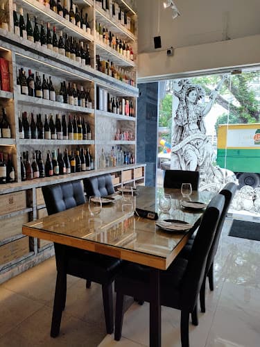 The Wine Shop Signature