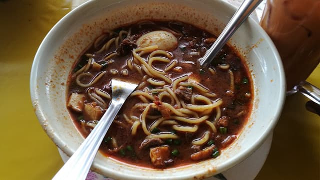 Restoran Mee Kuah Terangkat