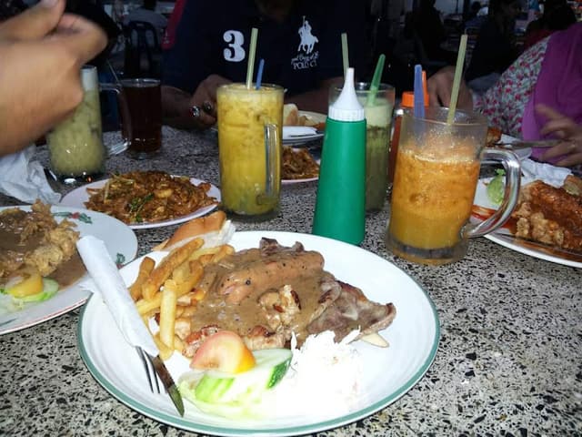 Din Cafe