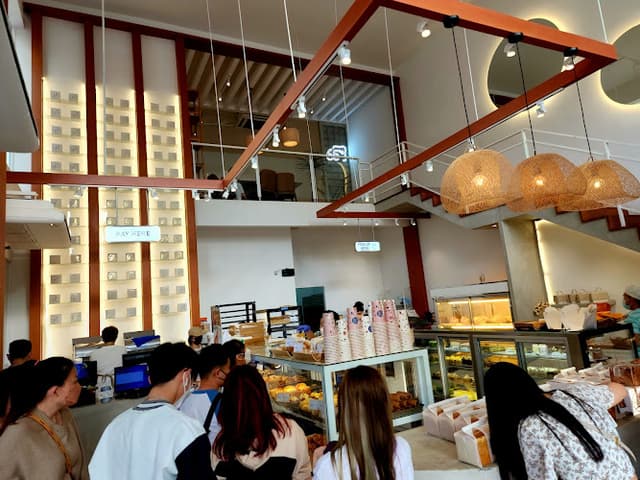 65c Ondo Bakery Cafe (Icon City)