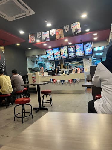 Domino's Kepala Batas
