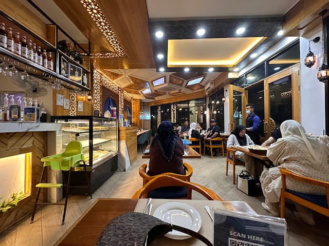 Tazaa (تازة) Arabic Restaurant