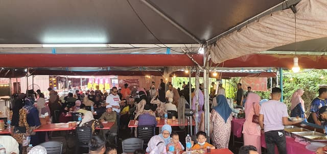 Medan Selera D'Pelepah