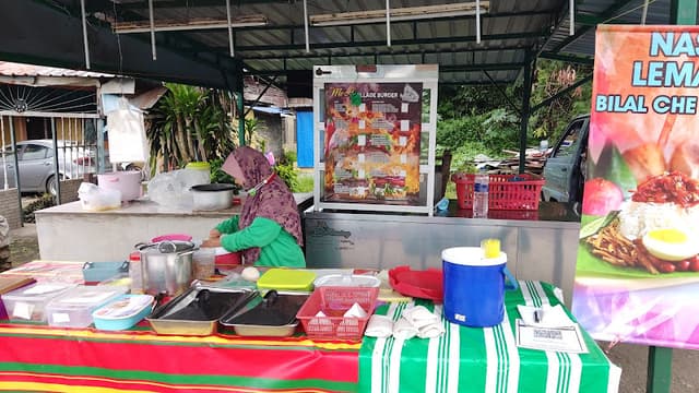 Nasi Lemak Bilal Che Loma