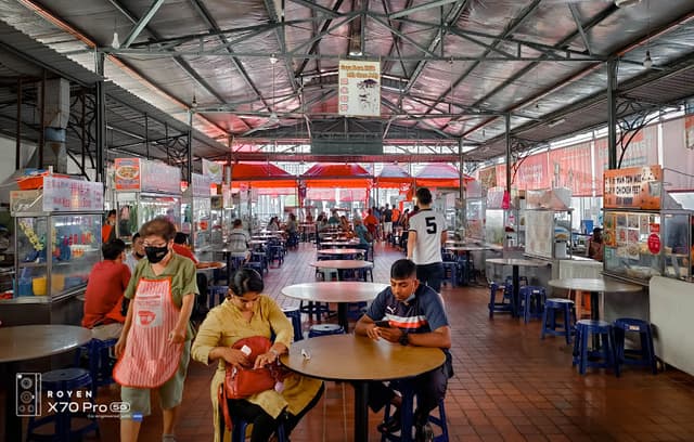 SEENI MEE SOTONG