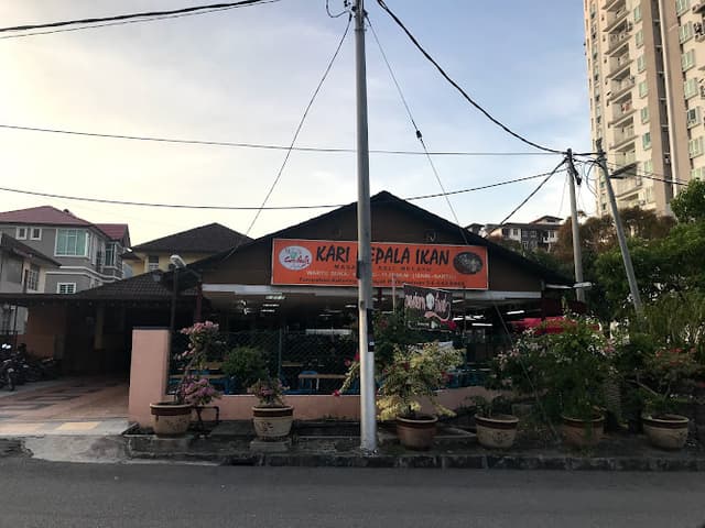 Pak Su Curry House - Kari Kepala Ikan