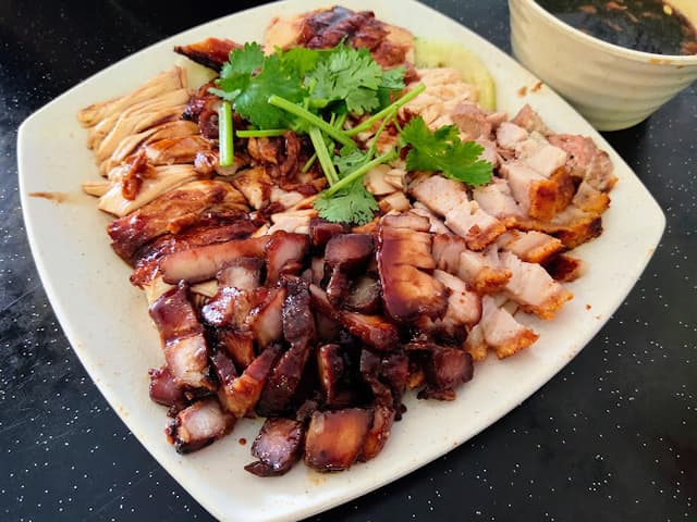 Dong Seng Hainanese Chicken Rice (Penang)