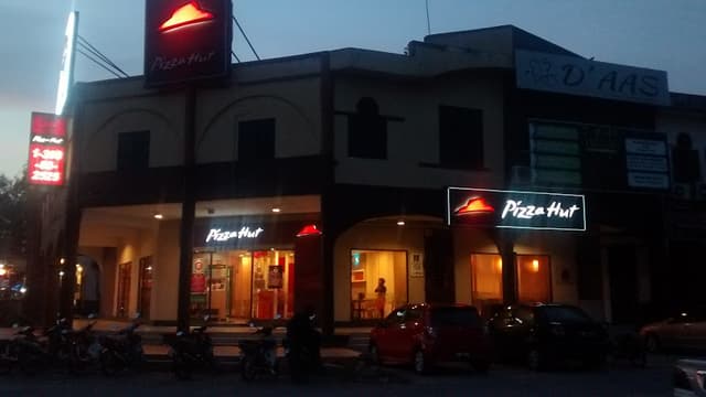 Pizza Hut PAUH JAYA