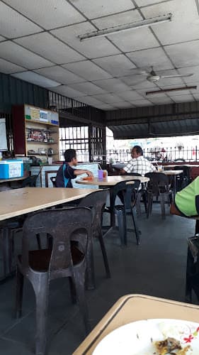Melor Cafe Gerai makanan dan minuman