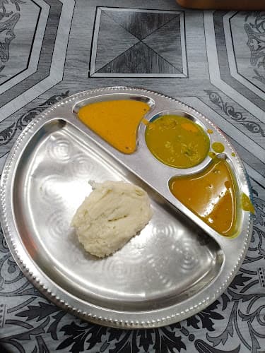 RAAM & RAAVAN RESTAURANT