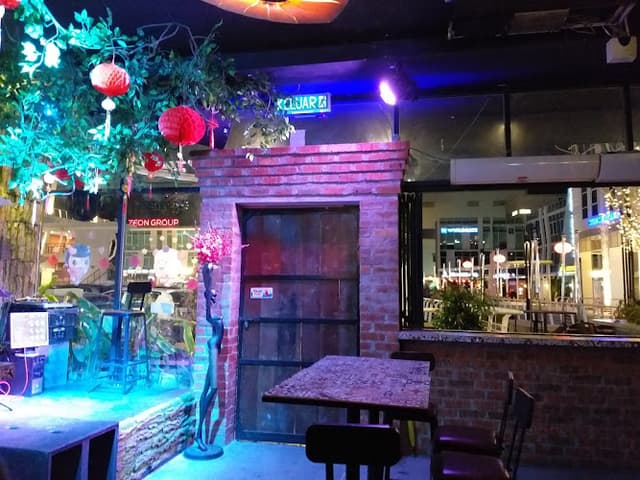 Bali Bar & Kitchen