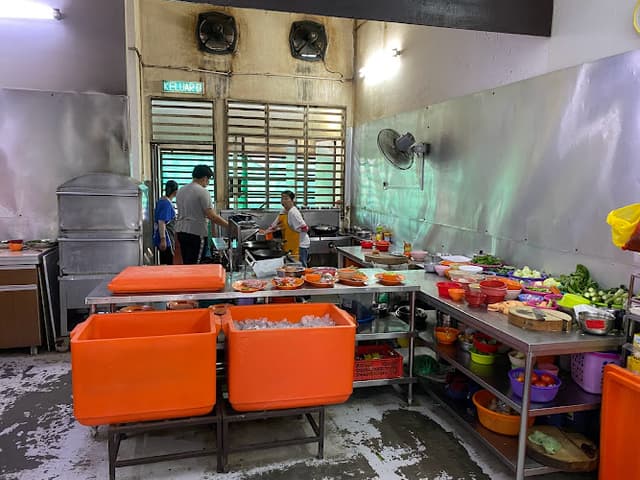 three sister restaurant