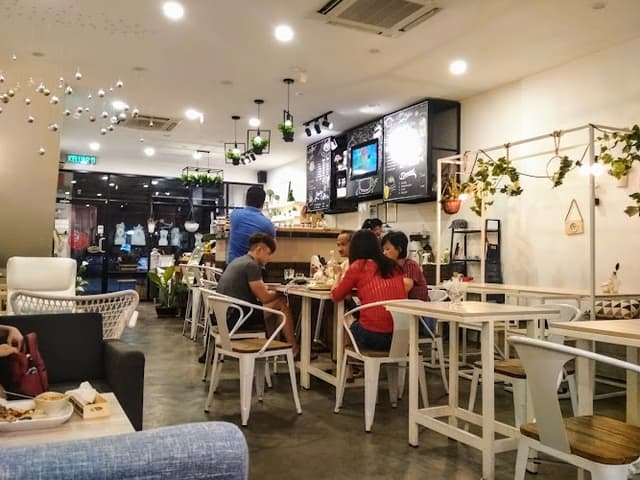 Niice Cafe by 90s Cafe