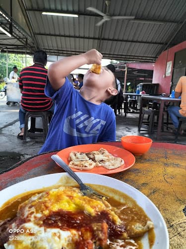 Warung Mama And Family