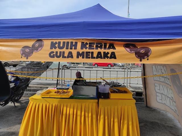 Kuih keria gula melaka