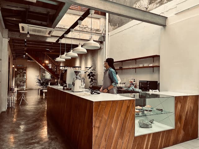 R COFFEE CO.