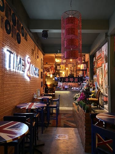 66 Bar & Dining