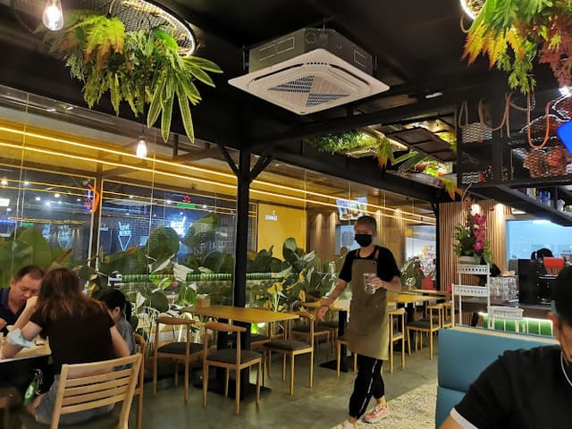 豐味面馆白咖喱面 HB Noodle House ( White Curry Noodle )