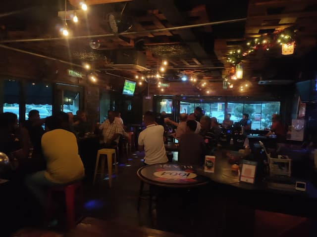 Radio City Kitchen & Bar