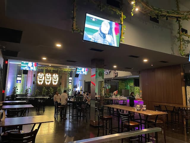 THE PINT KITCHEN AND BAR