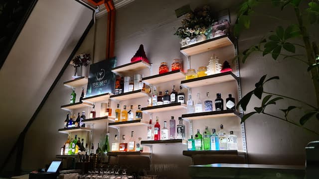 The Nest Cocktail Bar