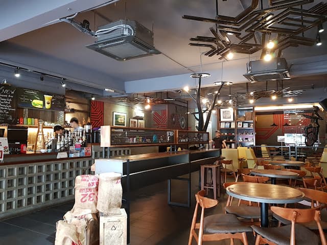 Arnold Cycling Cafe