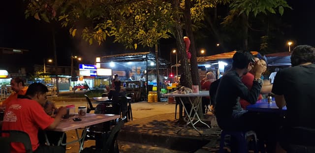 Char Kuey Teow CIMB Kepala Batas