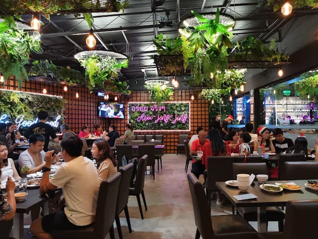 Thai In Cafe & Kitchen