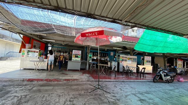 Cheok Sah Hawker Stall 石三