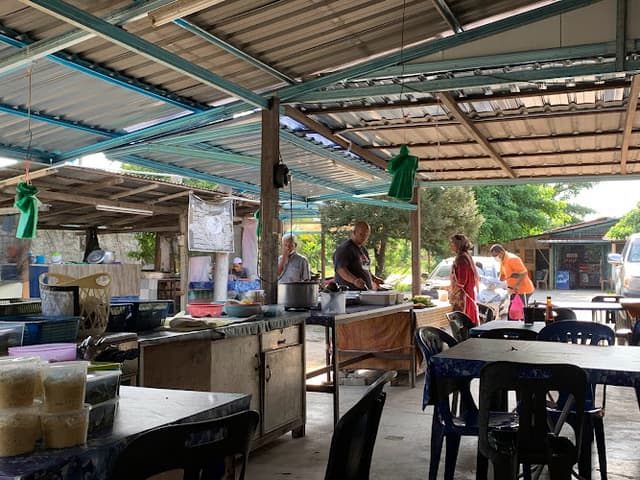 Kedai Makan Kak Ton