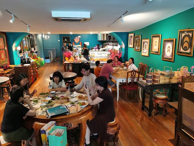 Nyonya Palazzo