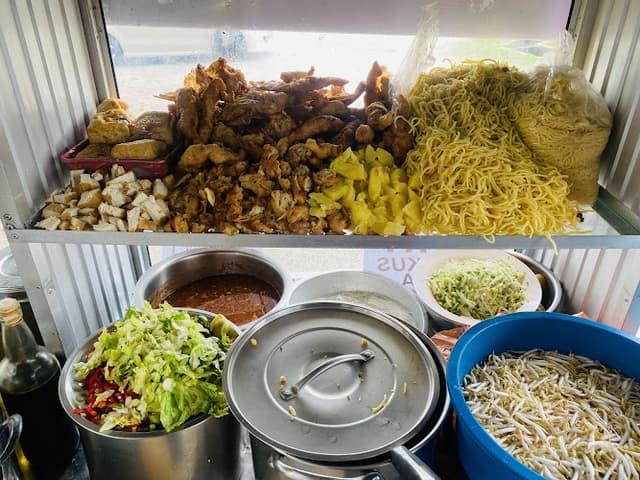 Bm mee goreng since 1986