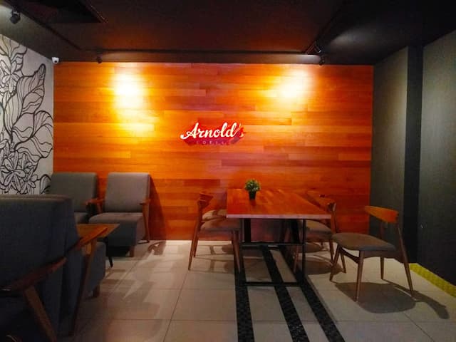 Arnold Cycling Cafe @ Chariton Hotel Butterworth
