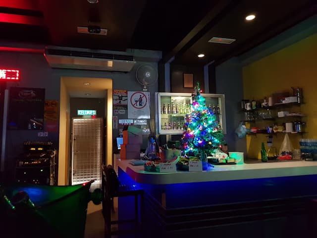 Beer Room Pub & Bistro