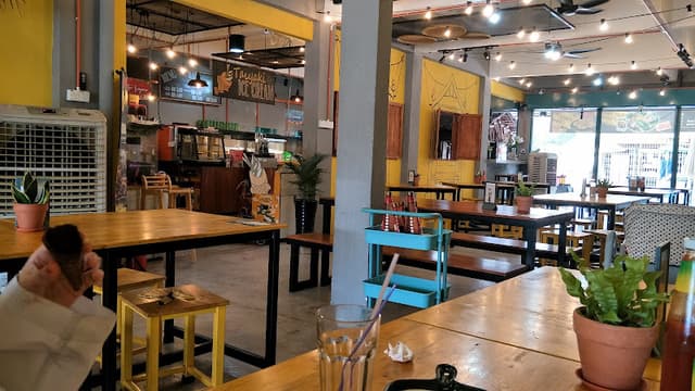 Lomaq Coffee