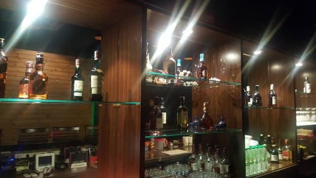 Hana Mizuki Japanese Karaoke and Bar