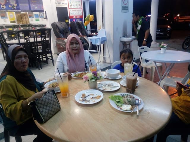 A Cafe Bukit Teh