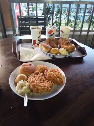 KFC Amanputra Kepala Batas