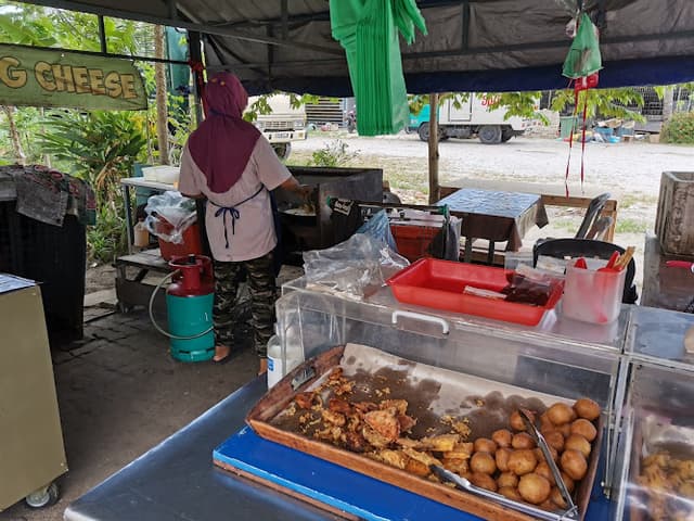 Gerai Mama Pisang Cheese Corndog