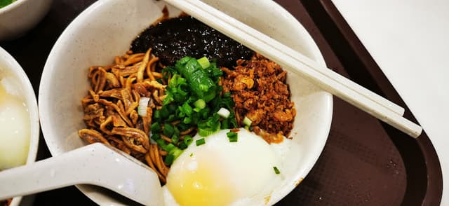 Uncle Kin's Chili Pan Mee