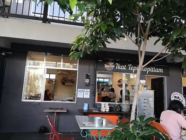 Ikat Tepi Kopitiam