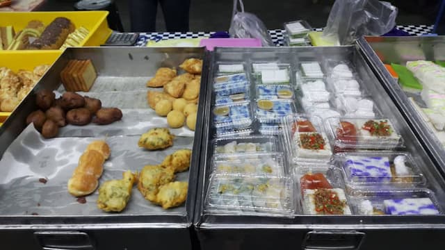 Nyonya Kuih