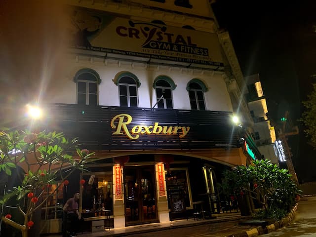 Roxbury Pub & Bistro